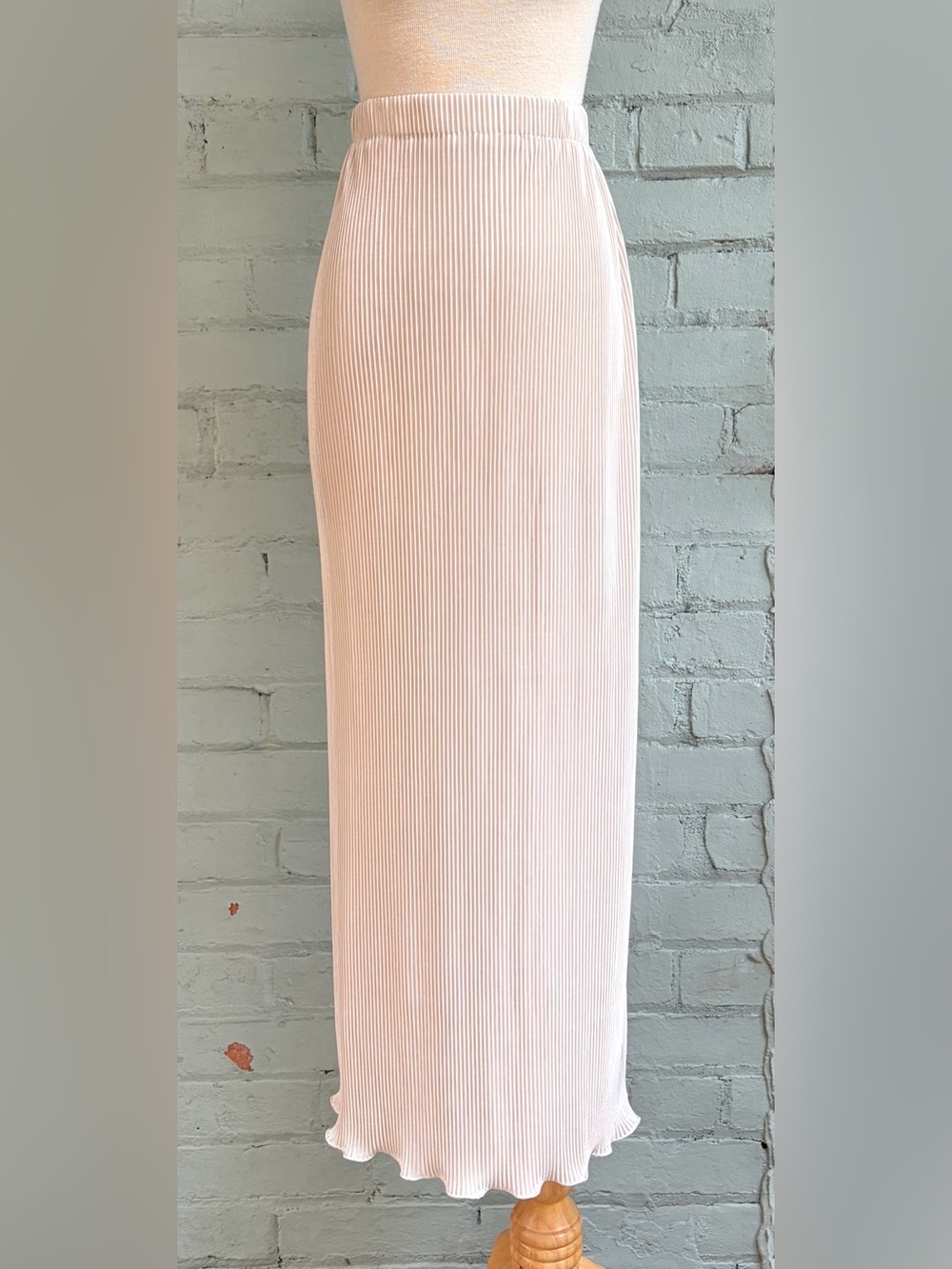 Vintage Cream Plisse Pleated Maxi Skirt